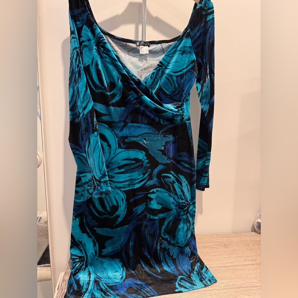 Velvety, Venus wide neck midi dress. Never worn!